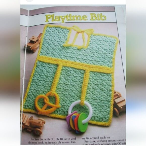 Playtime Bib Hand Crochet Pink & Mint With Toy Attachments Vintage 80s - Picture 8 of 8